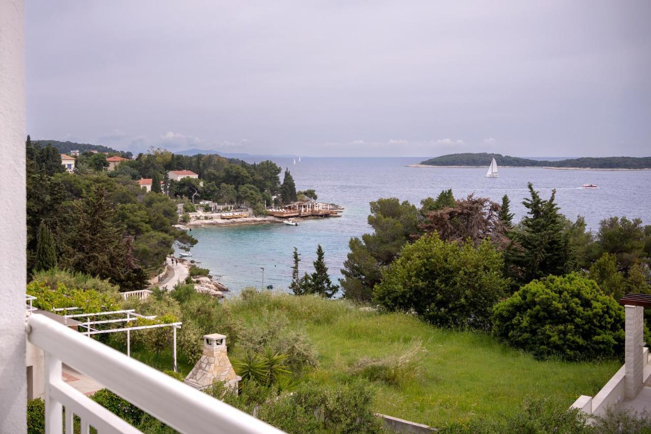 Feelhvar Along Bluelagoon Beach Hvar Town Exteriör bild